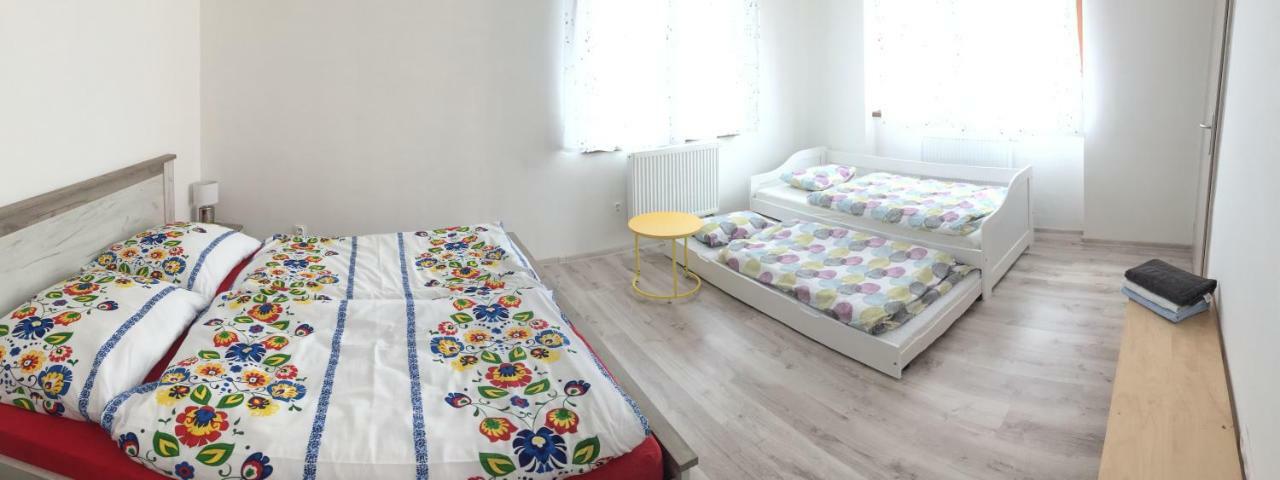 U Pepika Hotel Liptovsky Mikulas Luaran gambar